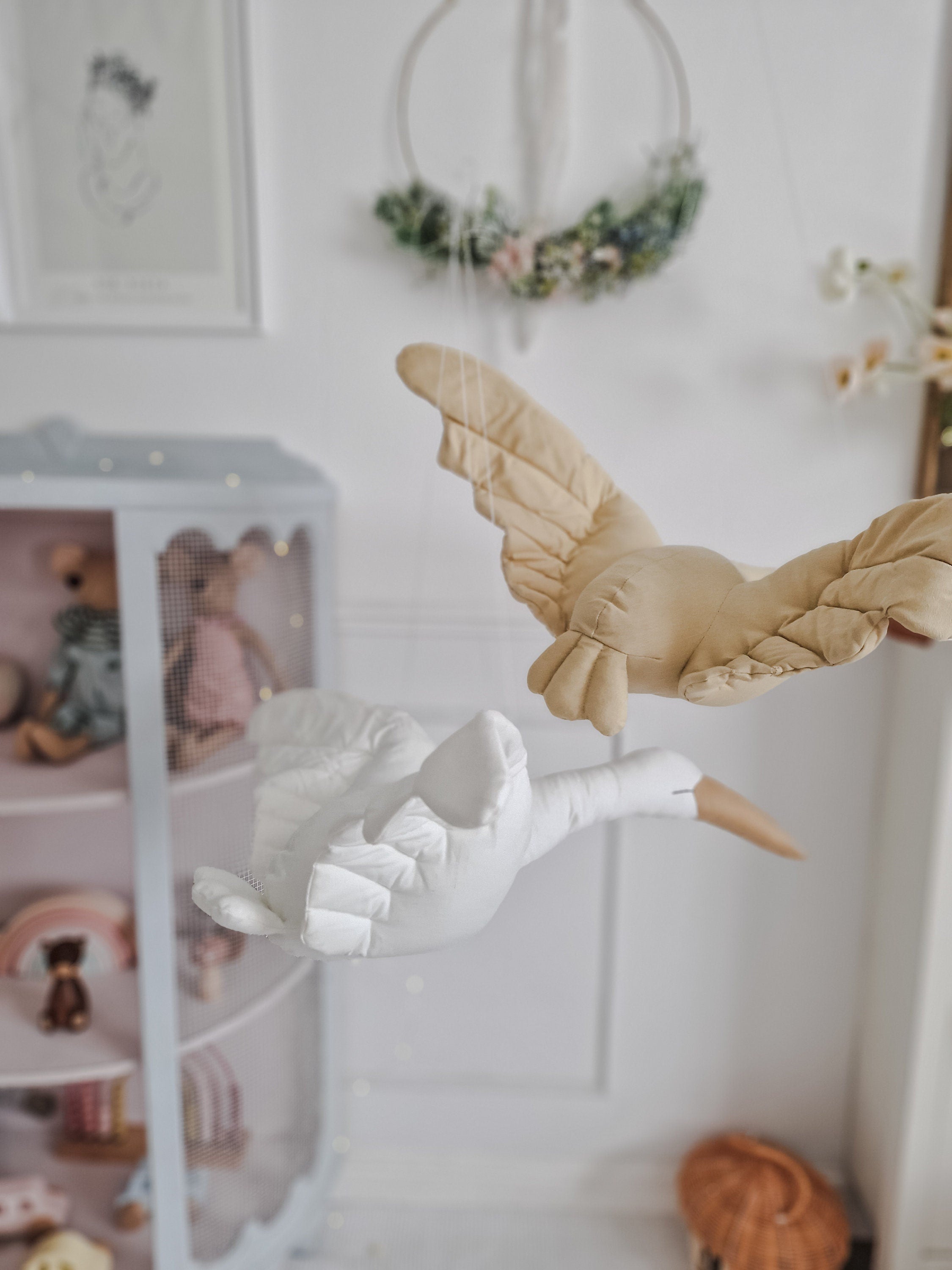 Beige Hängender fliegender Schwan, Kuschelvogel Tier Mobile