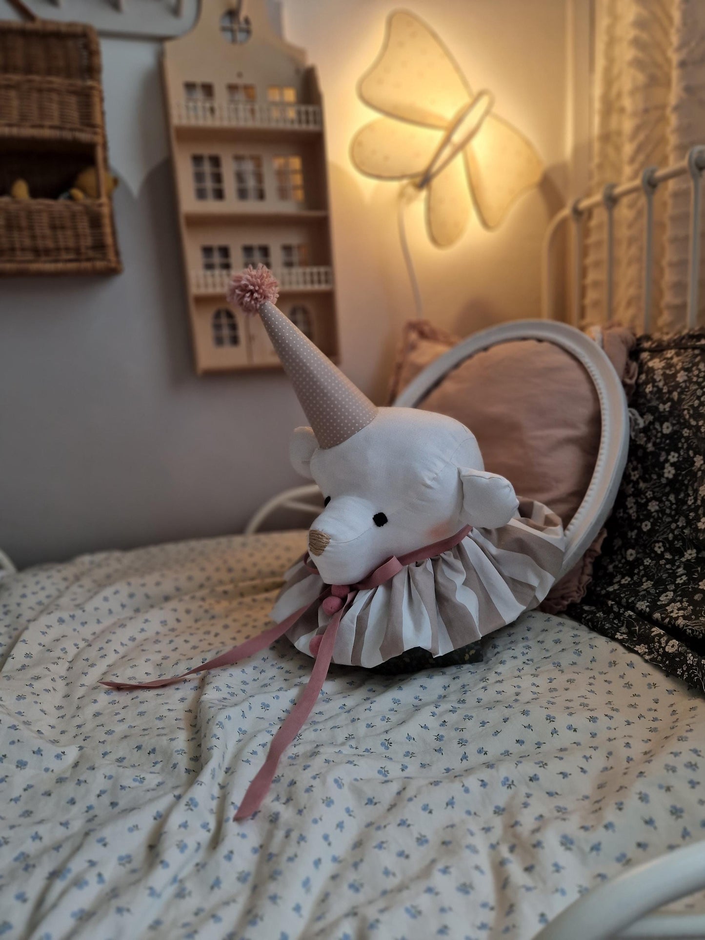 Circus Bear Head, Wall Mount Stuffed Animal Trophy