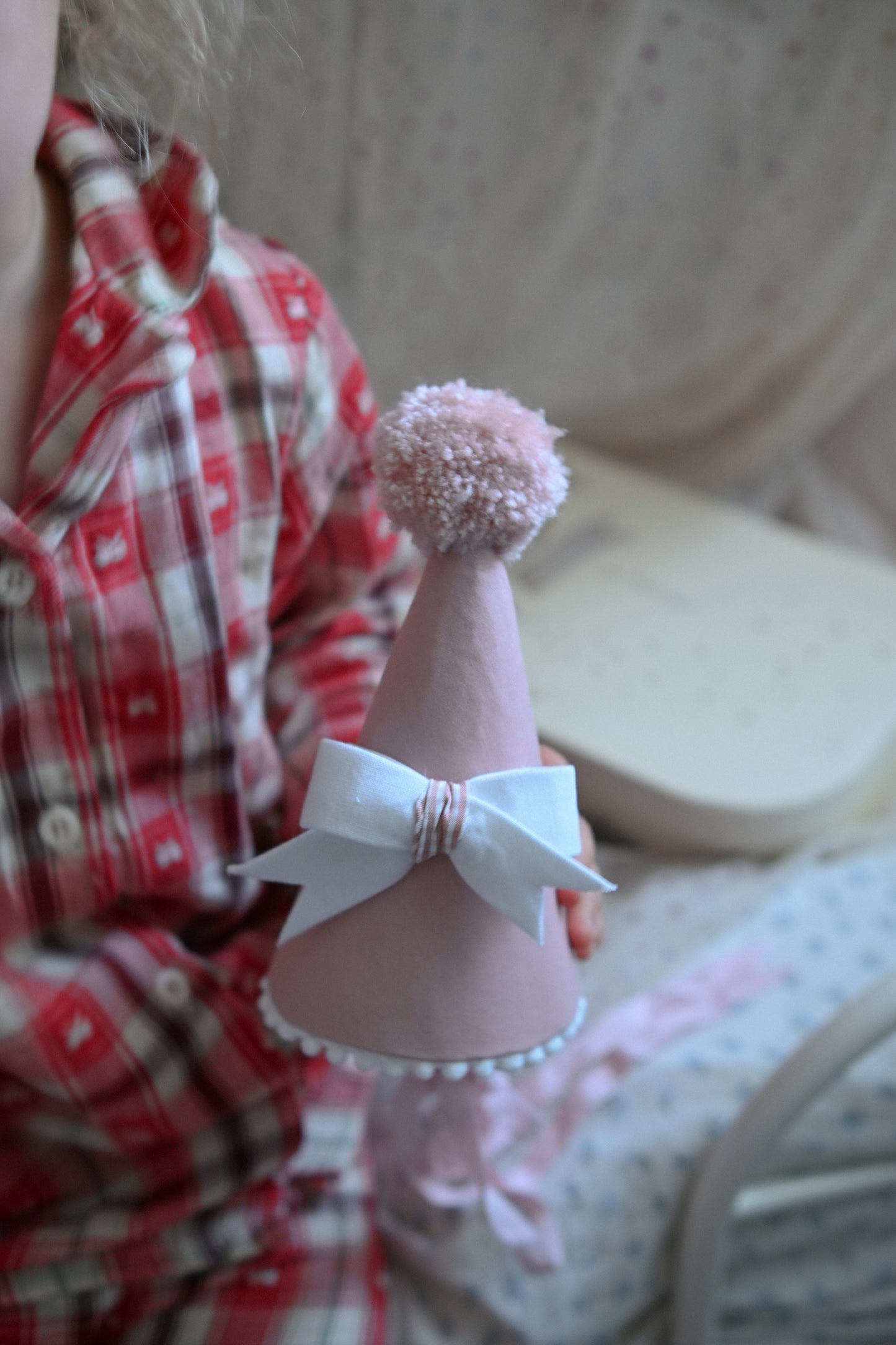 Pink Birthday Hat with Bow, 1st Birthday Crown for Girl, Felt Party Hat, Cake Smash Outfit, Baby Girl Birthday Accessories