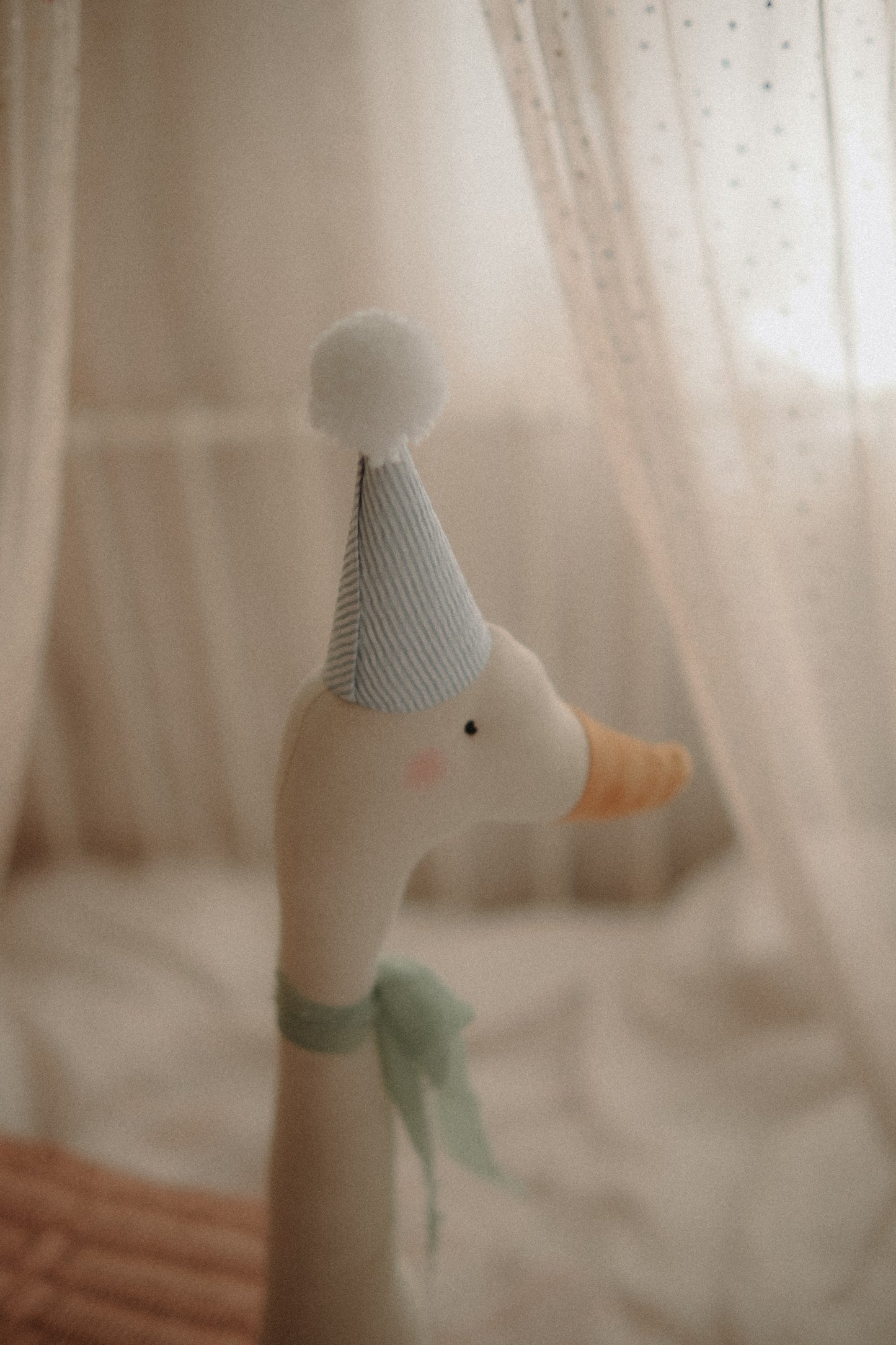 Large circus goose soft toy – handmade sitting goose with hat, circus-style décor for nursery, baby shower or birthday