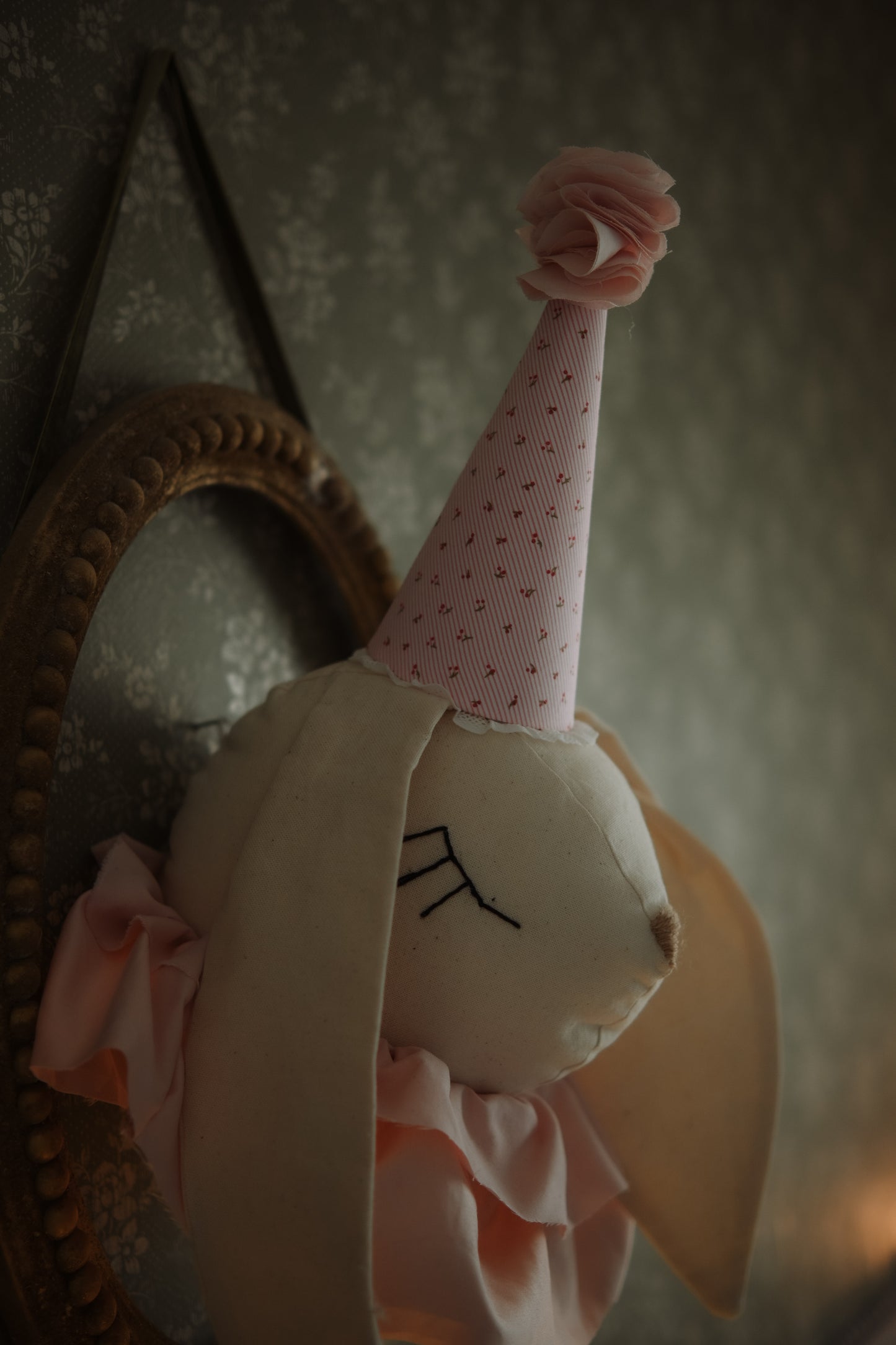 Rabbit hanging Head decoration, circus bunny Trophy