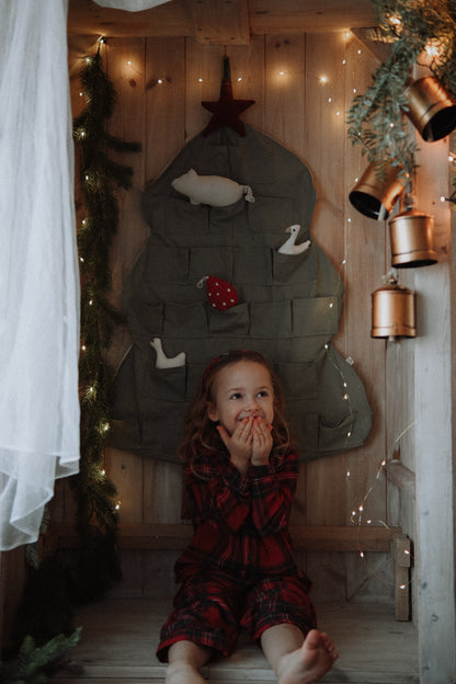 Green Christmas Tree Advent Calendar for Kids – 24 Fabric Pockets, Wall Hanging, Durable Holiday Décor, Toy & Mouse doll Storage