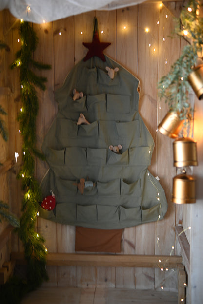 Green Christmas Tree Advent Calendar for Kids – 24 Fabric Pockets, Wall Hanging, Durable Holiday Décor, Toy & Mouse doll Storage