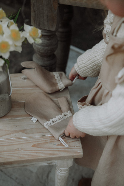 Toddler Girl Apron and Gloves Set, Kids Kitchen Costume, Montessori Cooking Play
