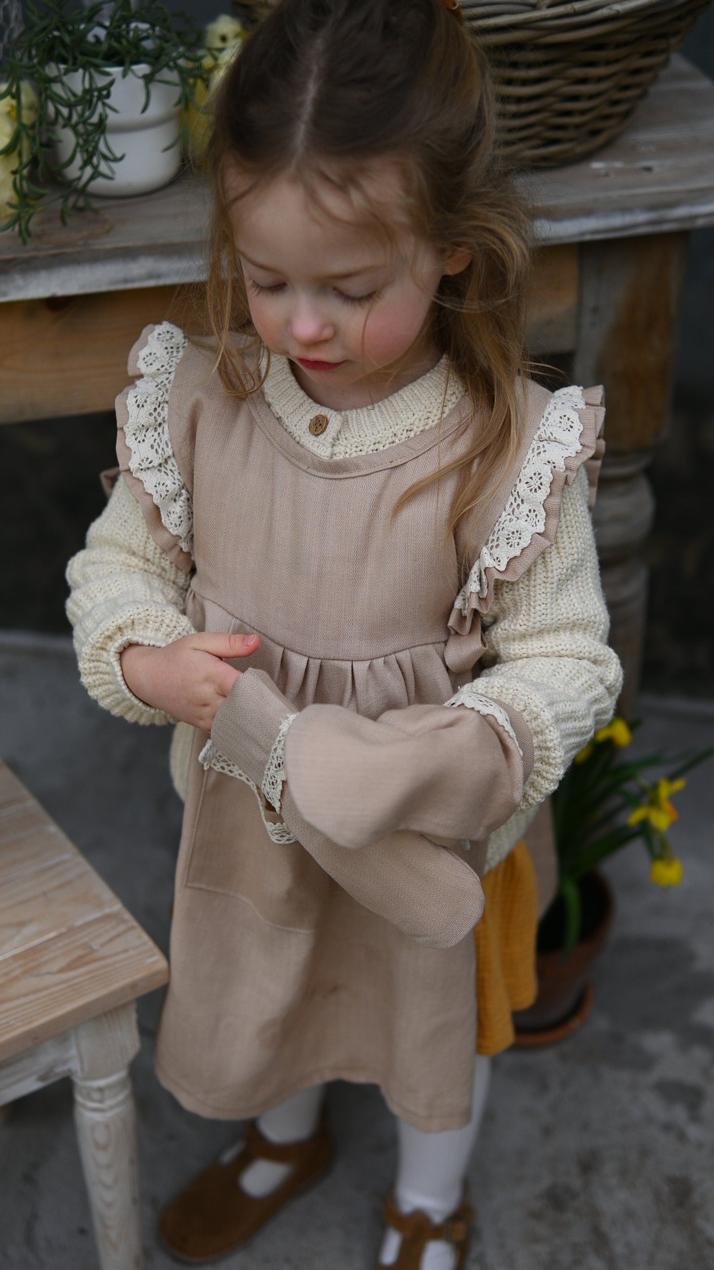 Toddler Girl Apron and Gloves Set, Kids Kitchen Costume, Montessori Cooking Play