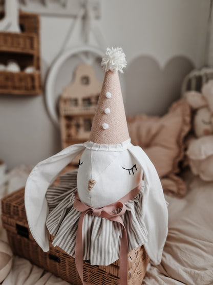 Circus rabbit Head decoration, Hanging animal Trophy