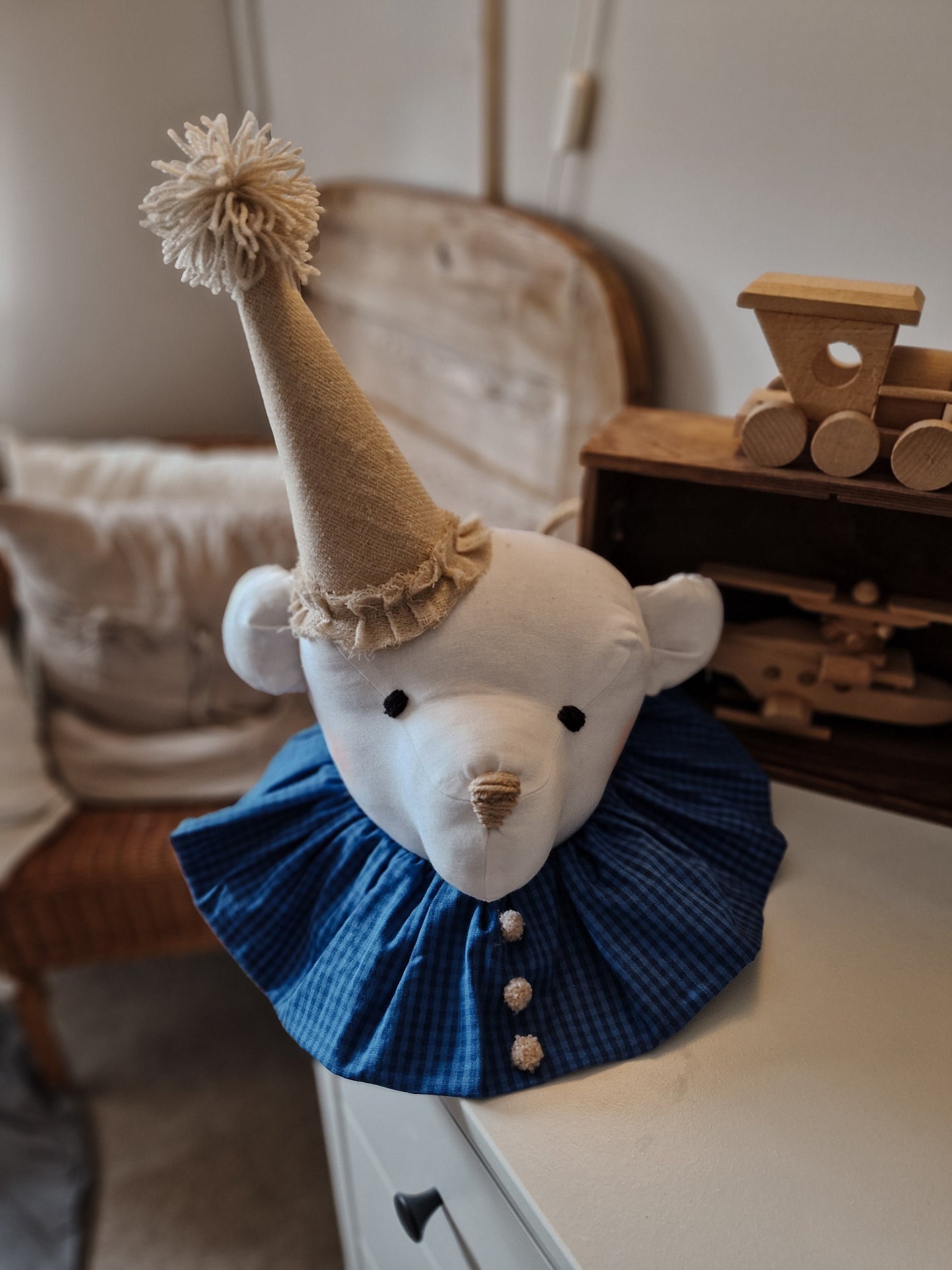 Nursery Bear Head Hanging Decoration, Wall Mount Animal Tapestry