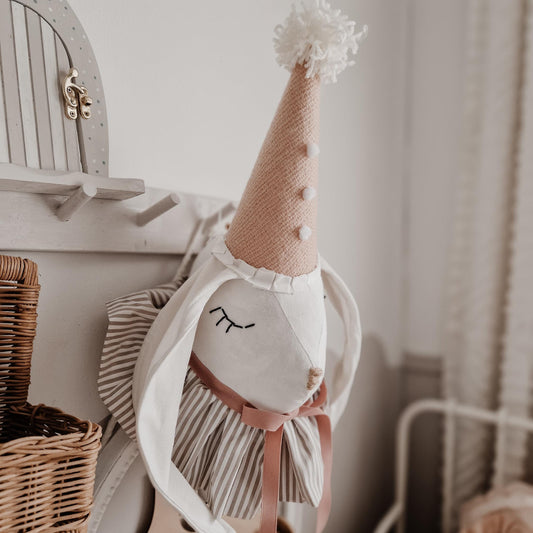 Circus rabbit Head decoration, Hanging animal Trophy