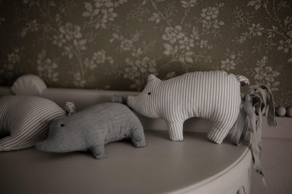 Pig hanging Garland, animal farm Wall Décor