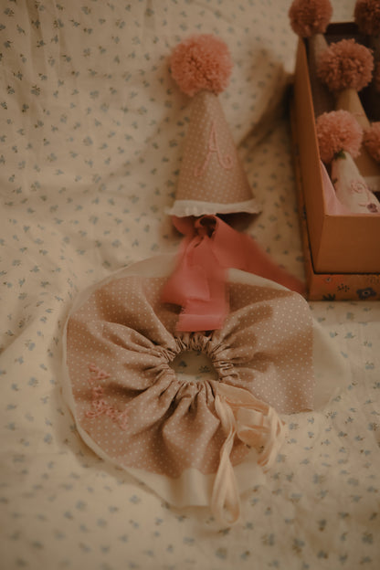 Milestone Bear Hat Set – 14 Pieces